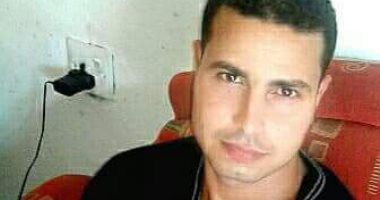 أحمد يشارك بصورة له من ليبيا.. ويؤكد: وحشتنى ريحة البيوت