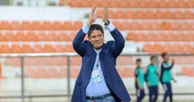 أيمن الرمادي يزين القائمة النهائية للفوز بجائزة أفضل مدرب بالإمارات