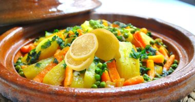 فطارك عربى.. طاجين خضرة وشوربة فريك والكمونية من تونس
