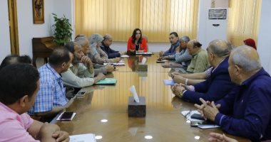 محافظ دمياط تناقش آليات تذليل معوقات أراضى تقسيمات الامتداد العمرانى برأس البر