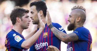 رسميا.. برشلونة يضم مدافع هولندى لمدة عامين 