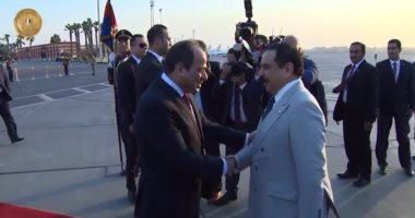 فيديو.. استقبال الرئيس عبد الفتاح السيسى لملك البحرين بالقاهرة