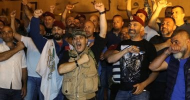 لبنان.. قطع طرقات ومحاولة اقتحام مصرف لبنان فى طرابلس (فيديو)