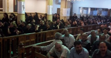 تشييع جثمان القس مقار سعد كاهن كنيسة مار مرقس بشبرا الخيمة