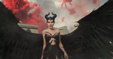 أنجلينا جولى تعود بالجناحين.. لقطات جديدة من الجزء الجديد لـ ـMaleficent