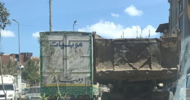 اضبط مخالفة.. جراج يعوق حركة المرور بشارع النجدة فى دمياط