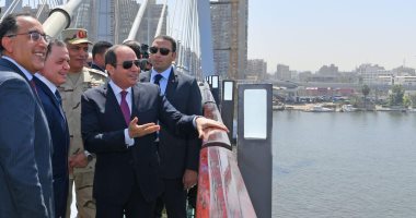 صور.. السيسىى يتفقد كوبرى تحيا مصر ويناقش رئيس الوزراء عن المشروعات المقبلة
