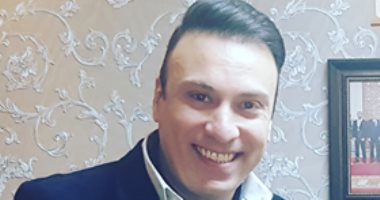محمد السماحى يحتفل بثورة 30 يونيو فى "شارع الفن"