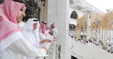 بلاد الحرمين تستعد لاستقبال ضيوف الرحمن.. تجهيز 58 ألف متر من الفرش في جميع المصليات بالتوسعة والساحات .. 700 شاب مكى فى خدمة زوار البيت الحرام.. وكالة المسجد النبوى: نظافة وتطهير يومى للمسجد وتهيئته للمصلين