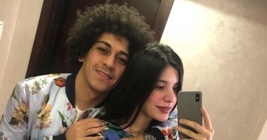 نجم الأهلى يغازل زوجته: الحمد لله على رزقك الجميل يارب "صورة"