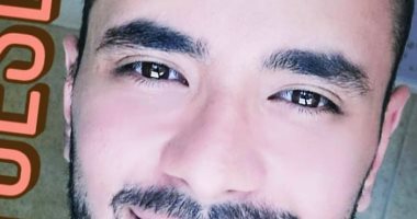 مينا يتحول من رجل لامرأة بعد مشاركته فى تجربة فلتر "سناب شات" الجديد