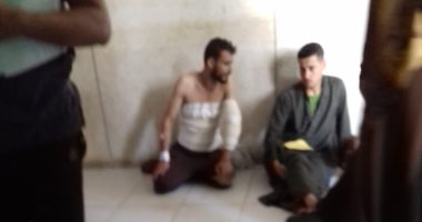 مواطنون يشتكون من عدم وجود كراسى انتظار بمستشفى جامعة المنيا