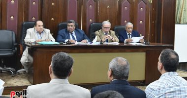 المشرف على مركز إعداد القادة: تم تعيين 82 فردا بعد 25 يناير غصب عنى