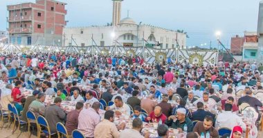 قارئ يشارك بصورة لإفطار جماعى لأهل قرية أم الرضا بدمياط