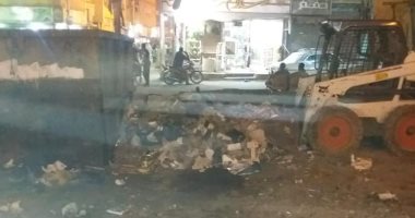 حملات نظافة ليلية بمنطقة السيل الجديد بأسوان.. صور