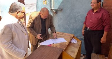 صور .. وكيل تعليم الإسكندرية يتفقد امتحانات الدبلومات الفنية 