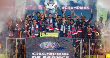 فيديو وصور.. مراسم تتويج سان جيرمان بالدوري الفرنسي للمرة الـ8 بتاريخه