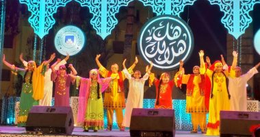 صور.. أبناء مركز الحفنى يحيون الليلة الثامنة لبرنامج "هل هلالك"
