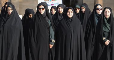 إيران تخوض حرب "الحجاب" فى الداخل.. ومسئول يحذر من الماركسية فى الجامعات