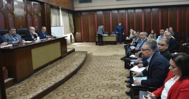 صور.. "خطة البرلمان": إقبال على تنظيم بطولات عالمية فى التنس والاسكواش بمصر