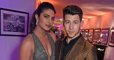 بريانكا شوبرا ساحرة بحفل Vanity Fair Cannes في فرنسا  