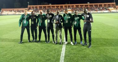 صور.. الزمالك يعاين ملعب مواجهة نهضة بركان وسط الصورة الجماعية للحكام
