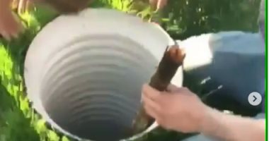 شاهد.. إنقاذ طفلة فى موسكو سقطت داخل أنبوب مفتوح