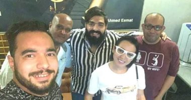 صور.. كواليس تسجيل أغنية جديدة لـ ساندى بتوقيع أحمد البرازيلى