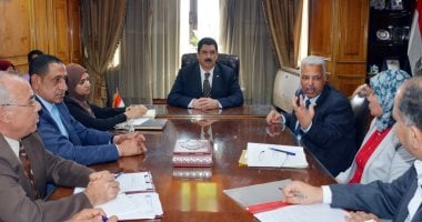 محافظ القليوبية يبحث خطة النهوض ببورصة الدواجن وتفعيل دورها خلال الفترة المقبلة