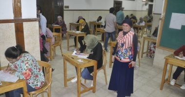 رئيس جامعة قناة السويس: استخدام نماذج التصحيح الإلكترونى فى امتحانات الكليات