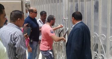 تشميع 5 مصانع فى منطقة شق الثعبان بلغت مديونيتها 41 مليون جنيه