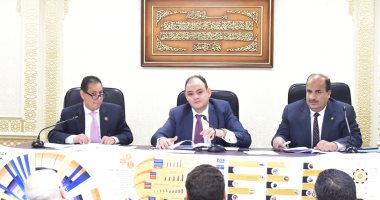 ممثل المالية للنواب: إحنا مش فى مدرسة.. ووكيل لجنة: لو مش عاجبك امشى