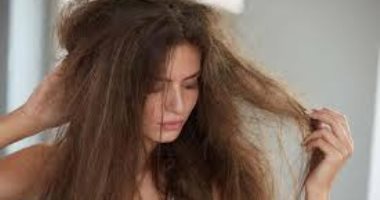 تخلصى من جفاف شعرك بماسكات طبيعية أبرزها ماسك الحليب والعسل