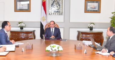 "التحول الرقمى" ضمن أولويات الرئيس.. السيسى يبحث خطة استخدام تطبيقات التكنولوجيا بجميع التعاملات والخدمات الحكومية.. ويوجه بتحديث الإجراءات الضريبية وتطبيق الشمول المالى.. ومعيط: إلغاء التعامل بالشيكات الورقية