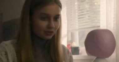 3 قصص مختلفة للموسم الجديد من Black Mirror تثير حيرة مشاهديه