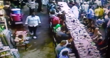 مائدة المحبة.. 1000 مسيحى ومسلم فى إفطار أهالى قنا السنوى .. صور