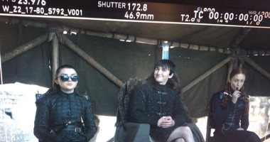 ملك الممالك الستة بدون "بنطلون" وراء كواليس Game of thrones