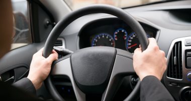 عشان ماتتحرجش.. 6 نصائح لتحسين رائحة السيارة