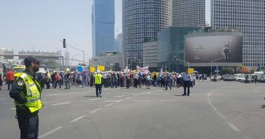 صور.. متقاعدون فى إسرائيل يتظاهرون أمام مقر الحكومة بسبب المعاشات