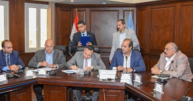 محافظ الإسكندرية يوقع بروتوكول مع تحيا مصر لتنفيذ «شارع 306» .. صور