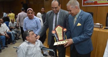 تكريم 226 من الأبطال والمتميزين لذوى الإعاقة بمراكز الشباب بالمنيا .. صور