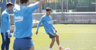 كوتينيو يعود إلى تدريبات برشلونة استعدادا لنهائي كأس الملك ضد فالنسيا