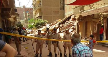 انهيار منزل من 5 طوابق دون وقوع إصابات فى الغربية.. صور