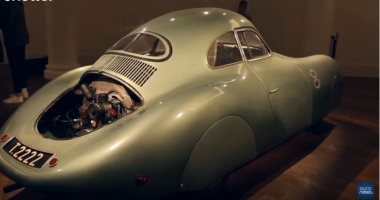 شاهد.. عرض أقدم سيارة بورش فى العالم بالمزاد