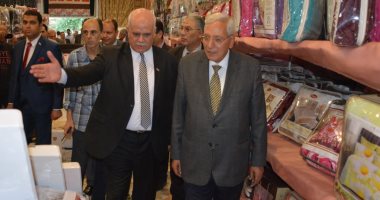 صور.. محافظ الدقهلية يتفقد "سماد طلخا".. ويؤكد: المصنع ثروة قومية