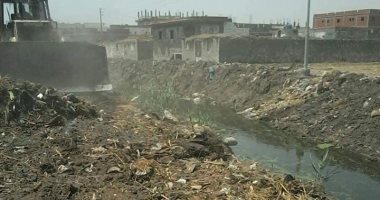 تنفيذ 12 قرار إزالة على مصرف وصلة الزينى بالبحيرة