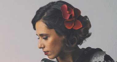 "نقوم ناسيين".. يسرا الهوارى تغنى لأول مرة فى سويسرا