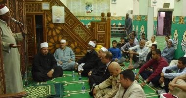 نائب محافظ أسوان يشهد الاحتفال بذكرى غزوة بدر بالابتهالات والمدائح النبوية