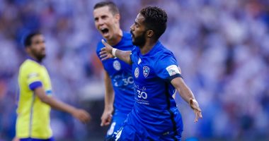 رينارد يستبعد العابد والعطيف من قائمة المنتخب السعودى لسببين 