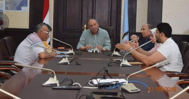 صور.. محافظ البحر الأحمر يلتقى رئيس هيئة التنمية الصناعية بالغردقة 